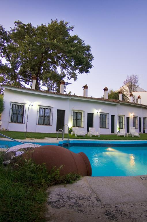 Hotel Galaroza Sierra Екстер'єр фото